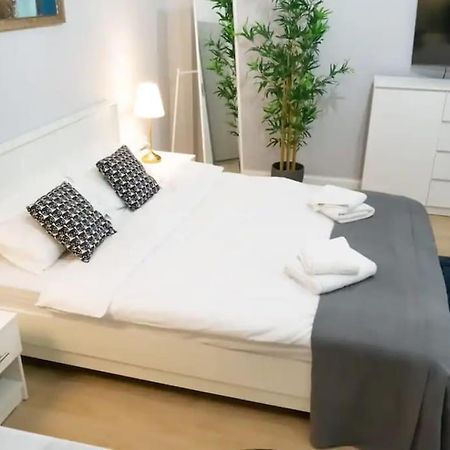 Ultra Central Fun Bucureşti Eksteriør bilde